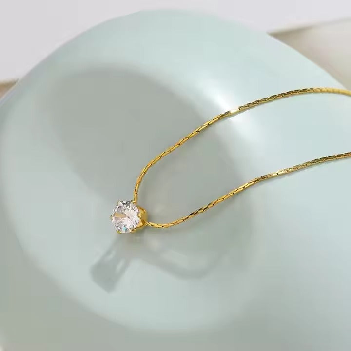Golden Solitaire Jewelry Set (Necklace & Earrings)