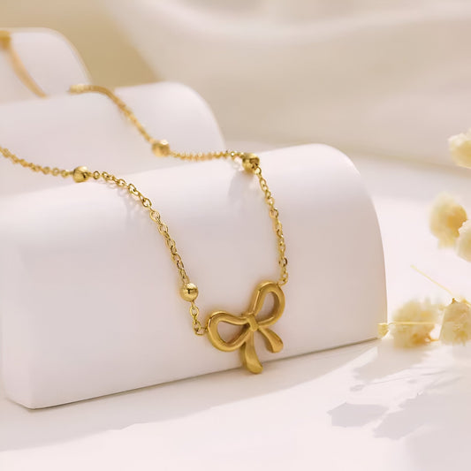 Elegant Gold Bowknot Beaded Necklace