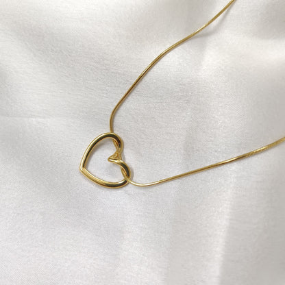 Amour Twisted Heart Gold Necklace
