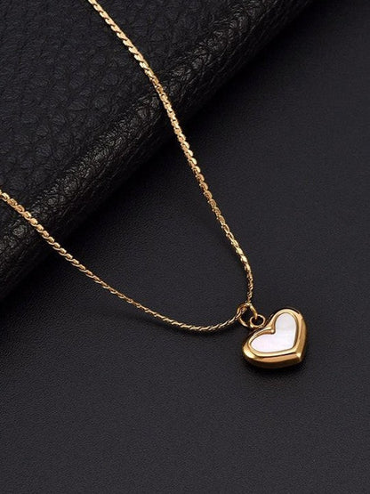 Pearl Heart Charm Gold Neck piece