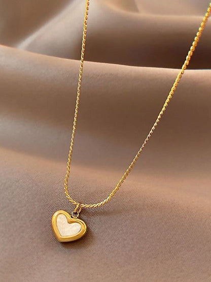 Pearl Heart Charm Gold Neck piece