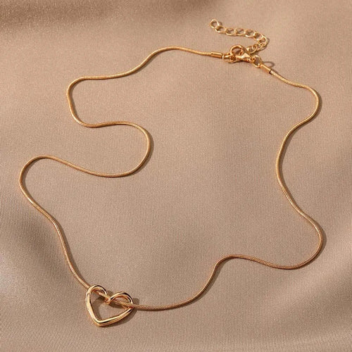 Amour Twisted Heart Gold Necklace