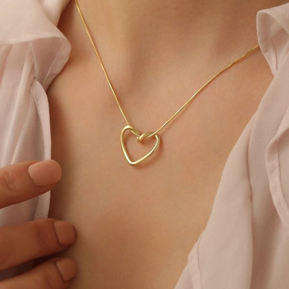 Amour Twisted Heart Gold Necklace