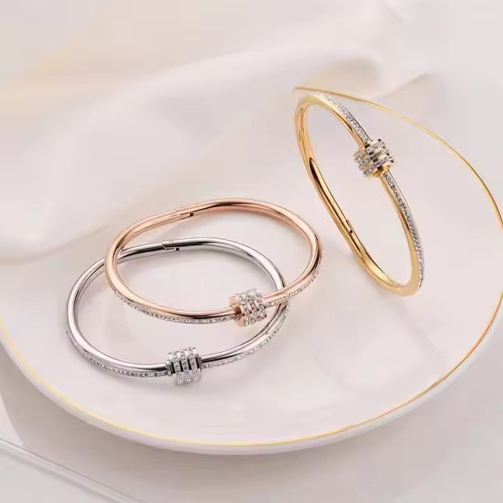 Golden Solitaire Charm Bangle