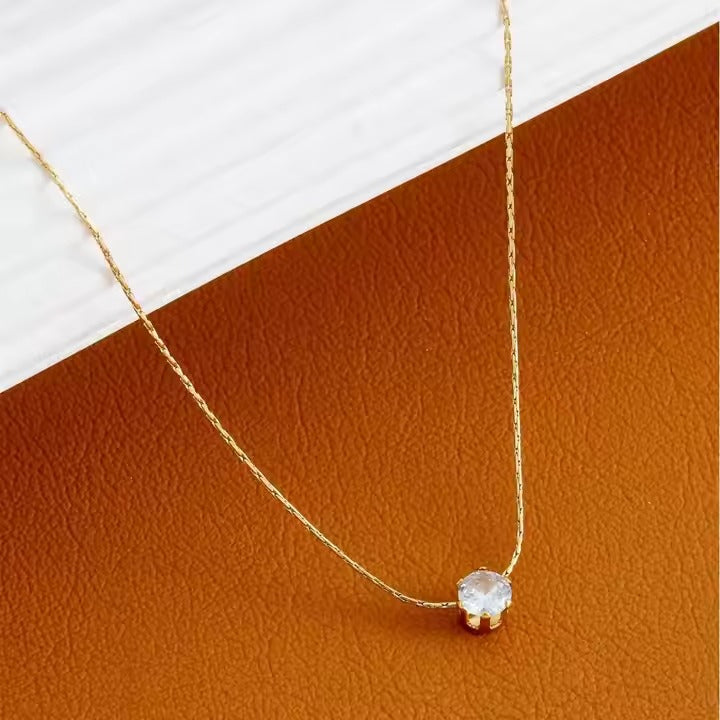 Golden Solitaire Jewelry Set (Necklace & Earrings)